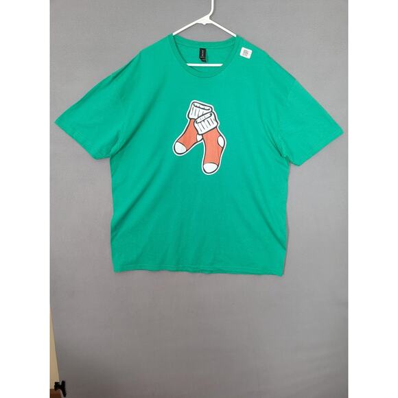 Christmas Socks Tshirt Short Sleeve Mens 2XL - Picture 2 of 6
